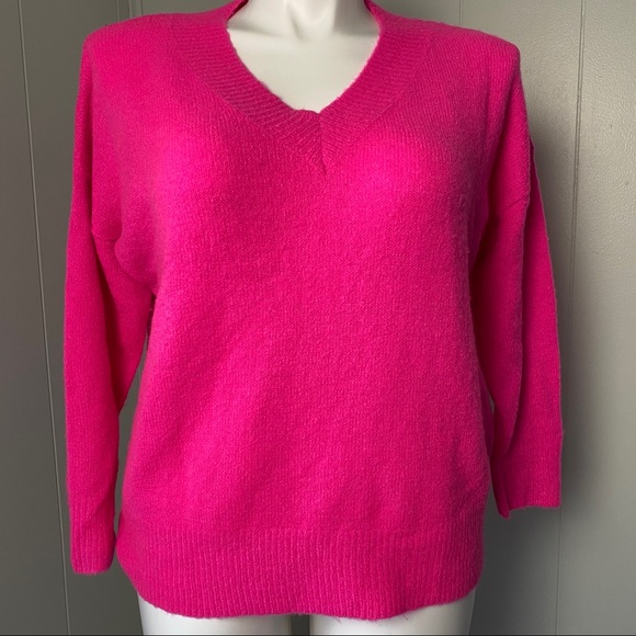Dreamers Sweater NWT Hot Pink - Picture 1 of 6
